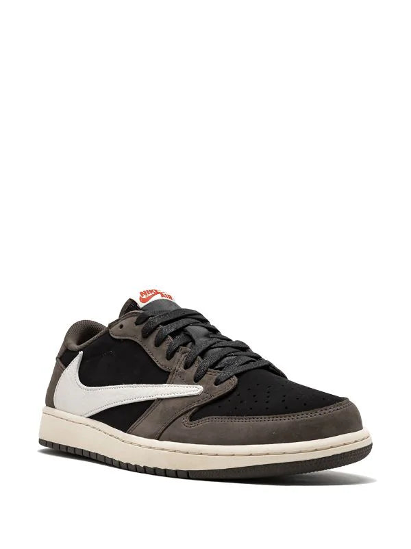 Air Jordan 1 Retro Low Travis Scott