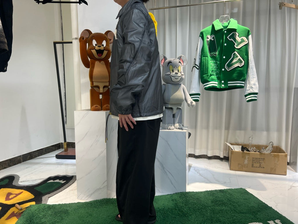 Blouson brodé en nylon