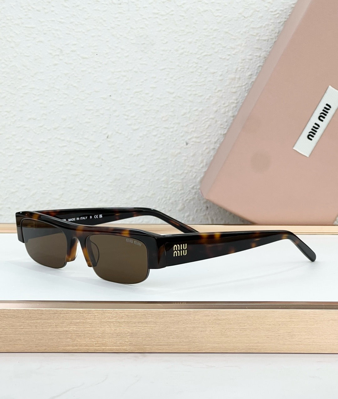Miu Miu MUB07S