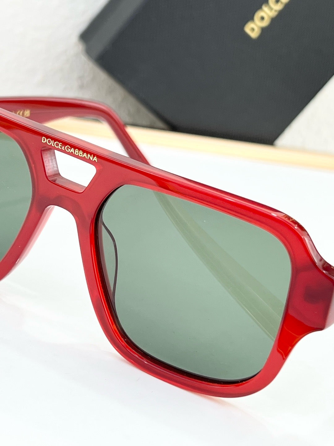 D&G DX4003