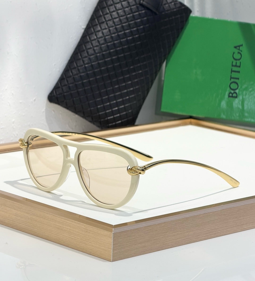 Bottega BV1418S
