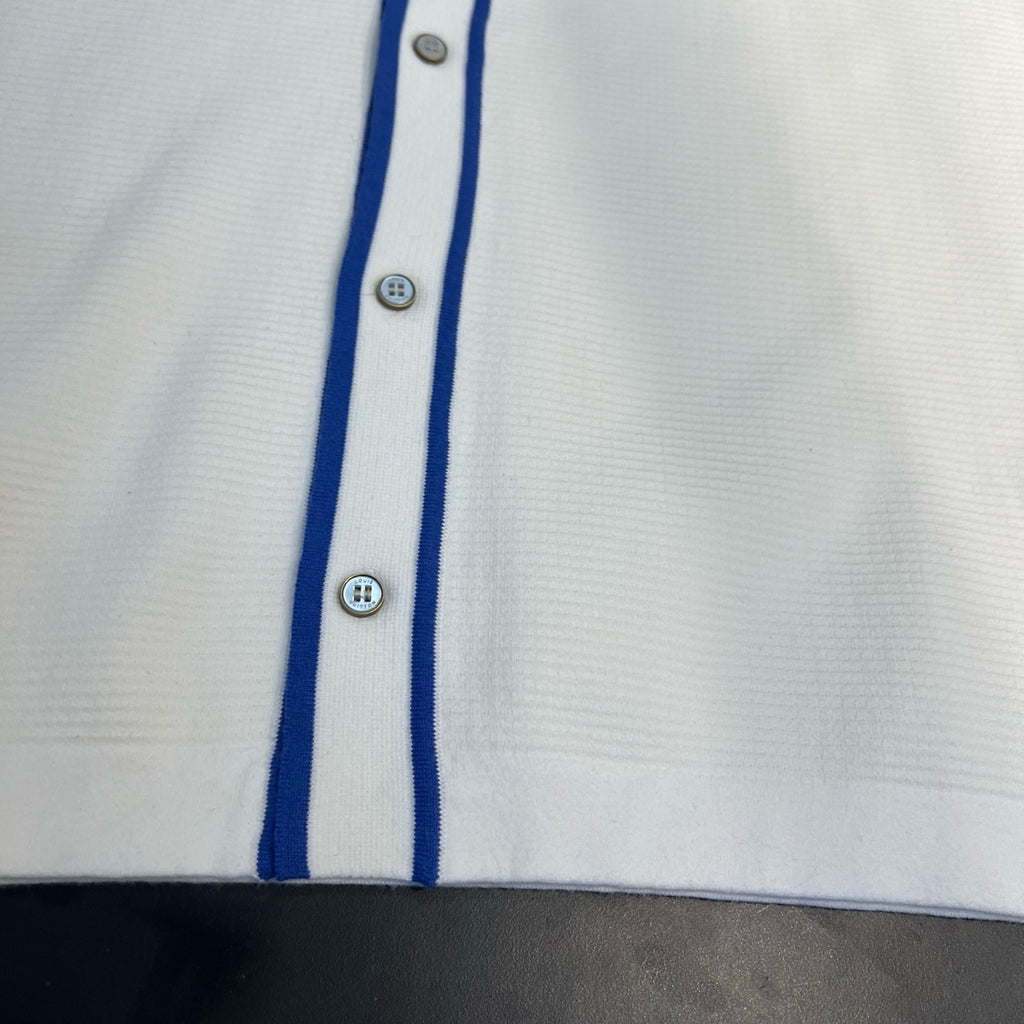 Chemise manches courtes emblématique en maille gaufrée