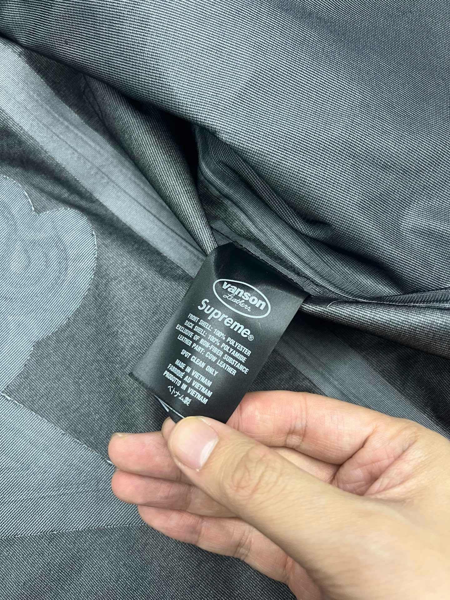 Veste Supreme Vanson en cuir GORE-TEX