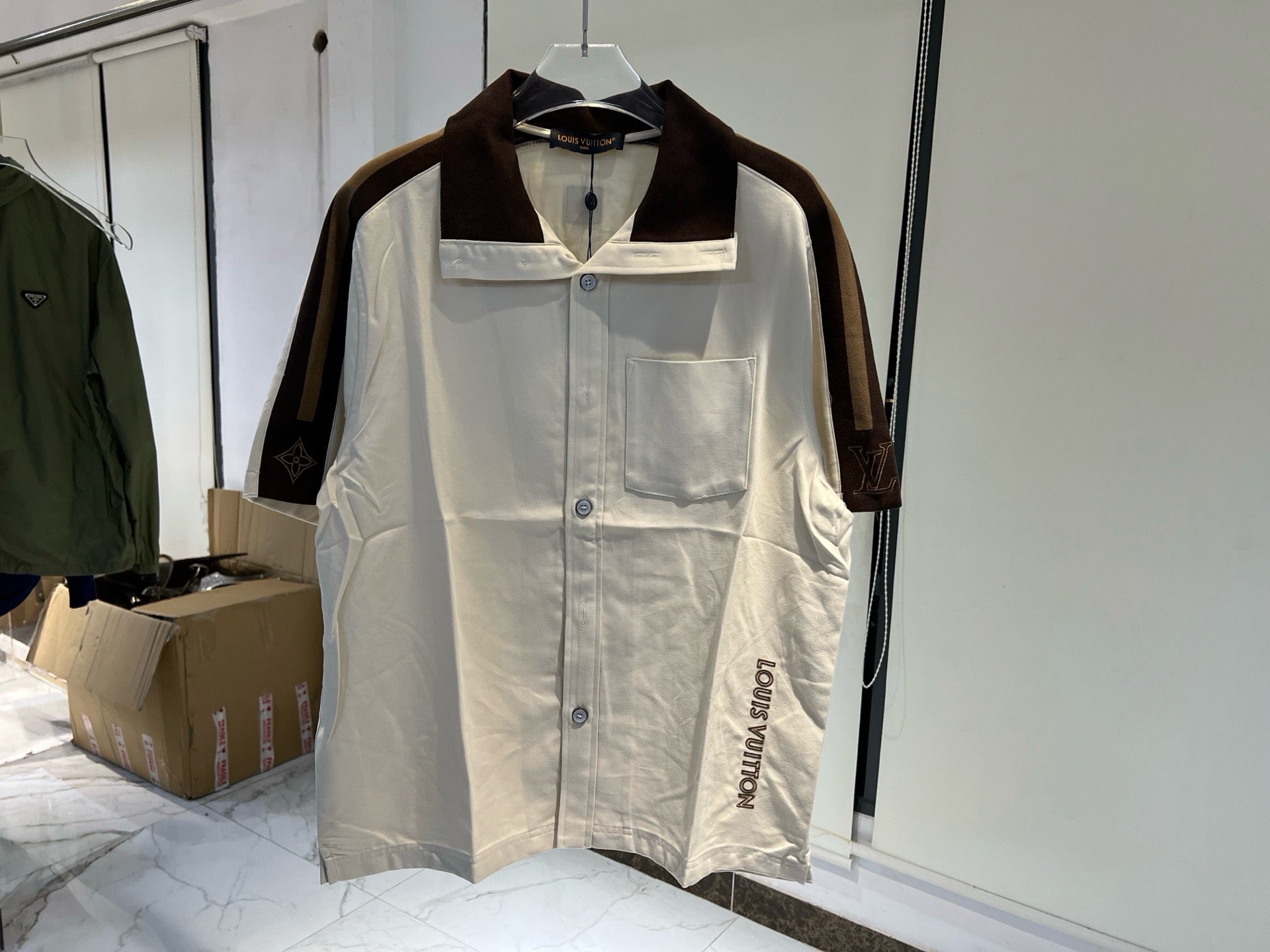 Chemise sportswear à manches courtes bicolore