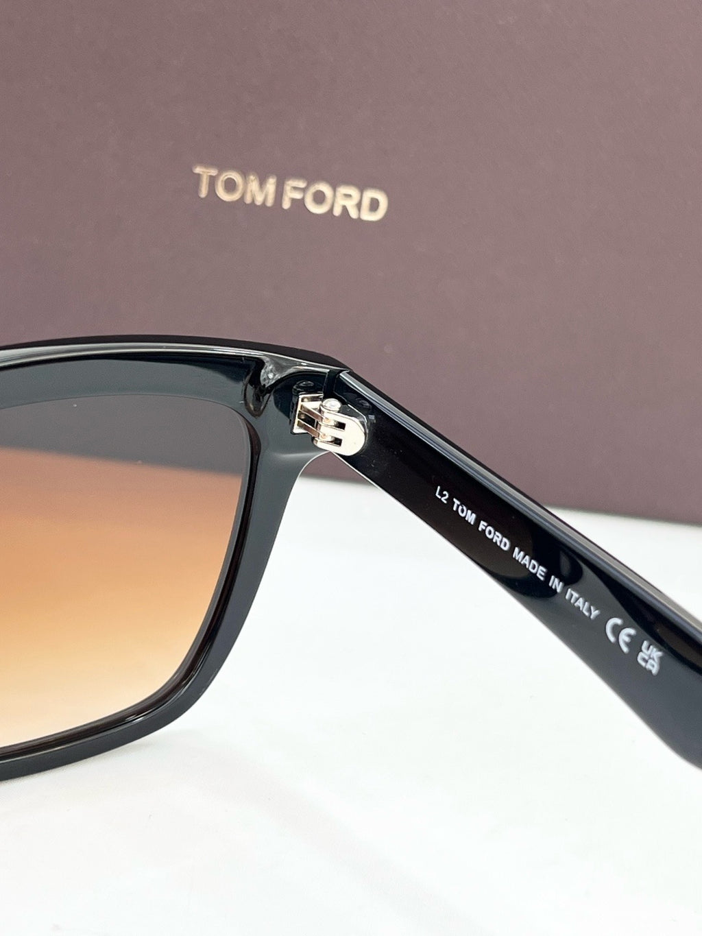 TOM FOR*  FT0646