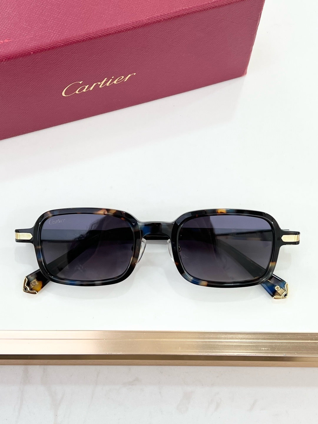 Cartie*  CT0539