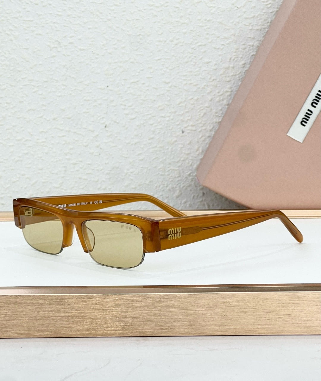 Miu Miu MUB07S