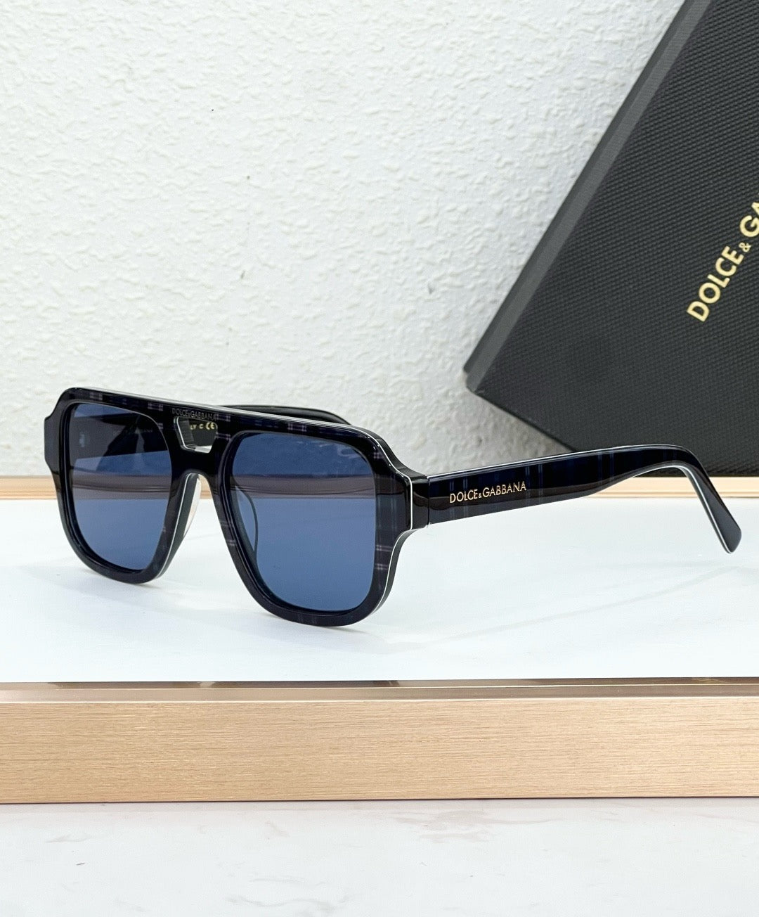 D&G DX4003