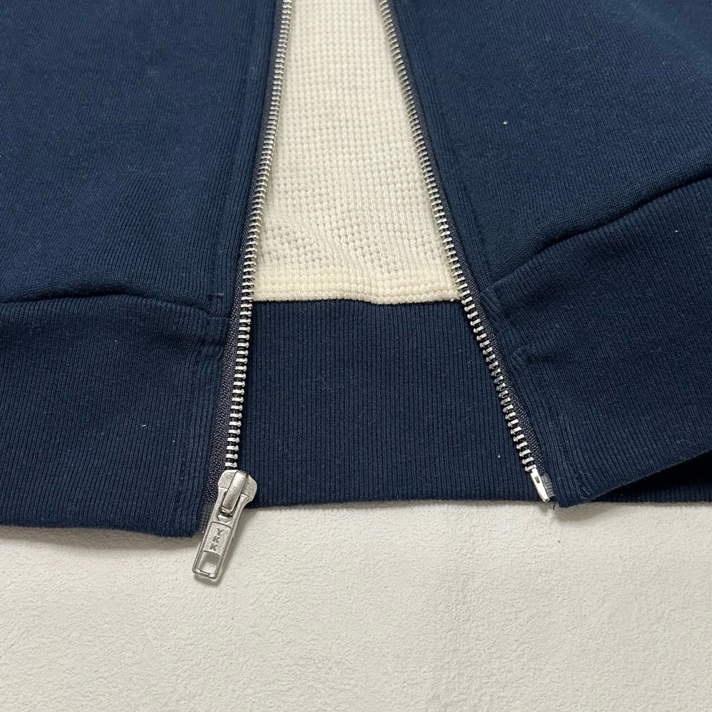 SUPREME FW25 ARC THERMAL LINED ZIP UP HOODED