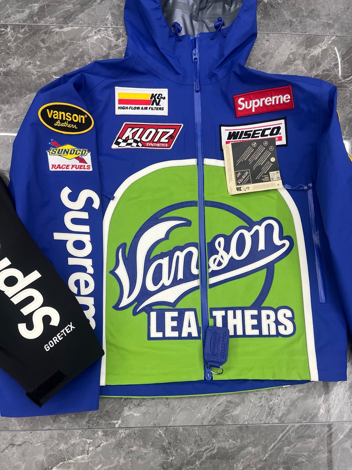 Veste Supreme Vanson en cuir GORE-TEX