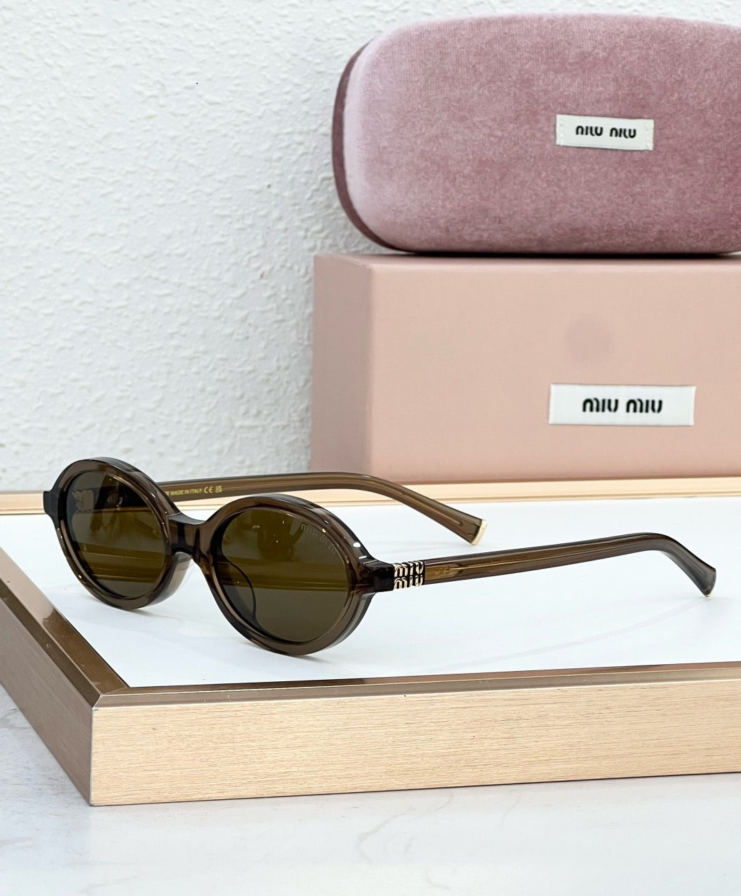 MIU MIU OMU 01XV