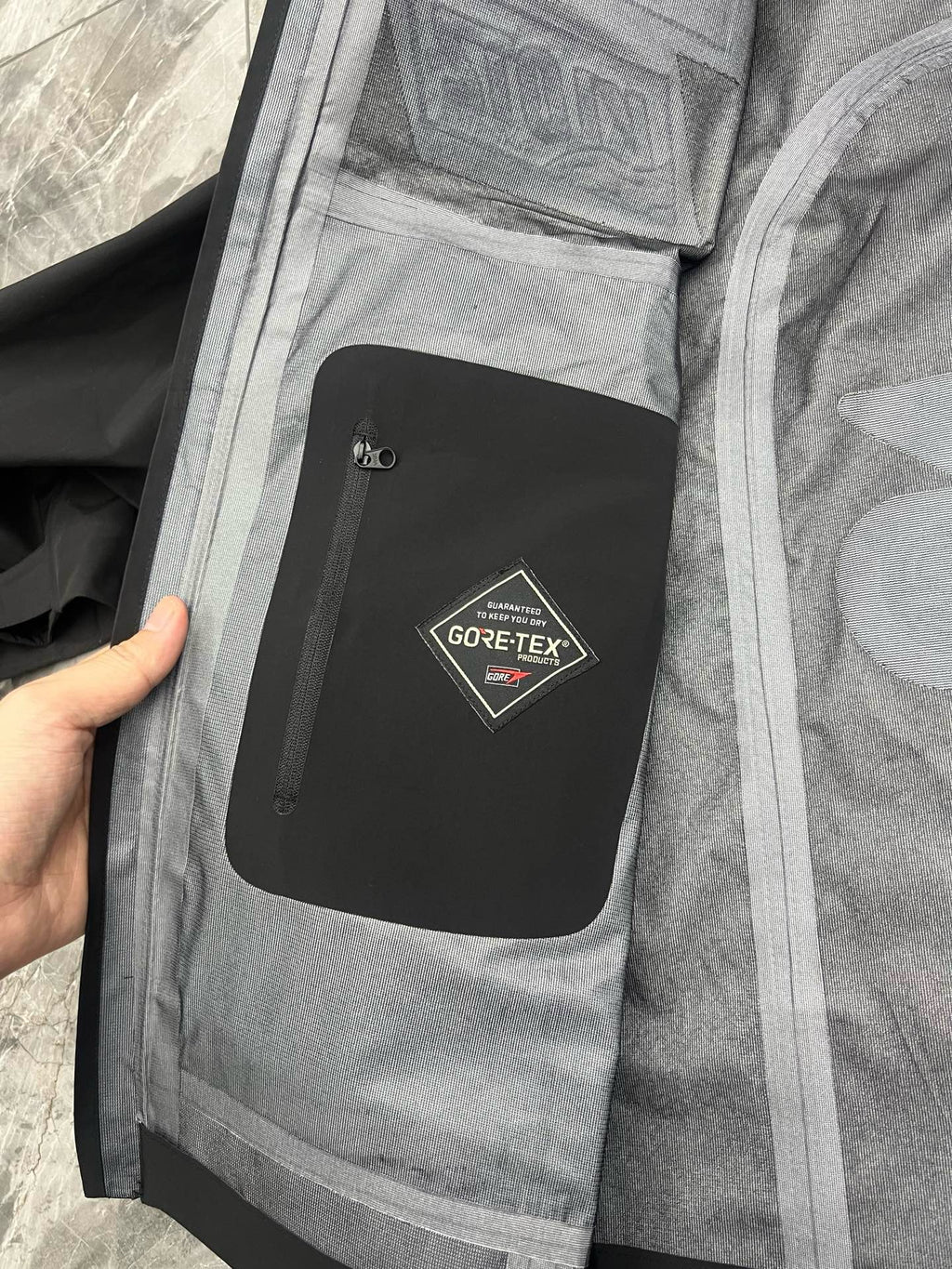 Veste Supreme Vanson en cuir GORE-TEX