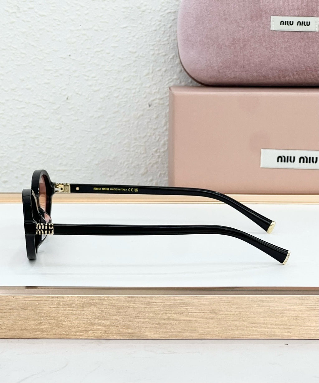 MIU MIU OMU 01XV