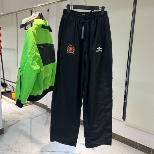 Balenciaga - Pantalon tracksuit soccer en Noir