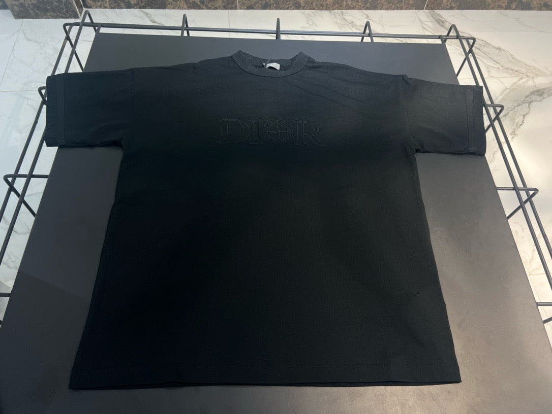 T-shirt - Dior and Stone Island, coupe oversize