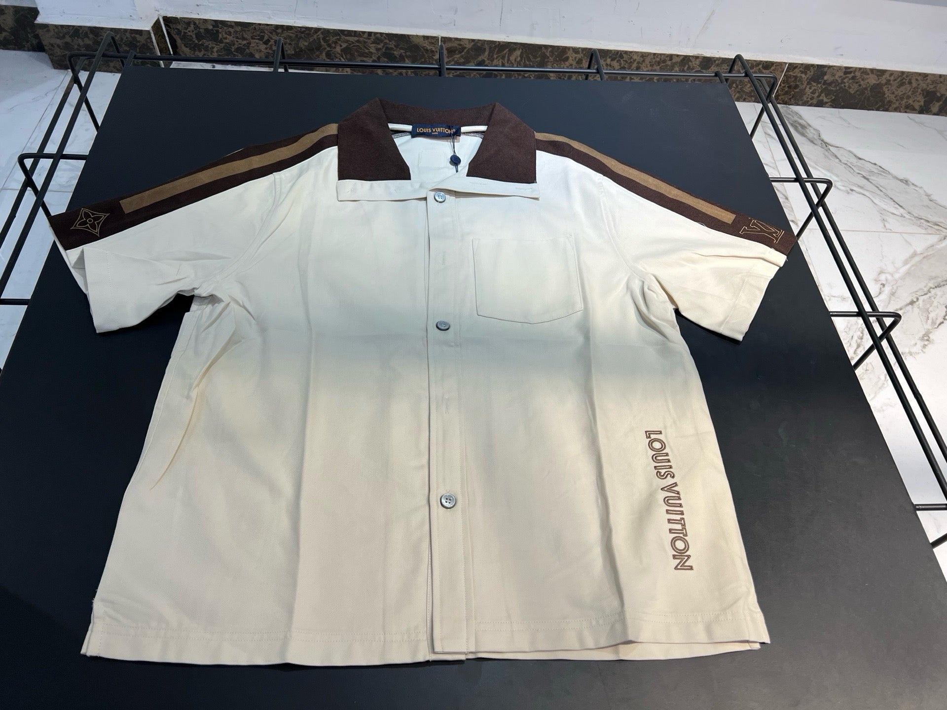 Chemise sportswear à manches courtes bicolore