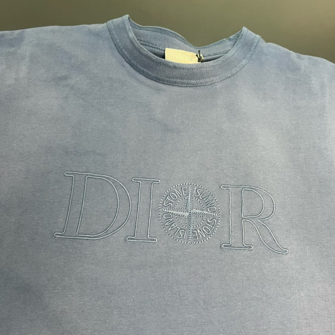 T-shirt - Dior and Stone Island, coupe oversize