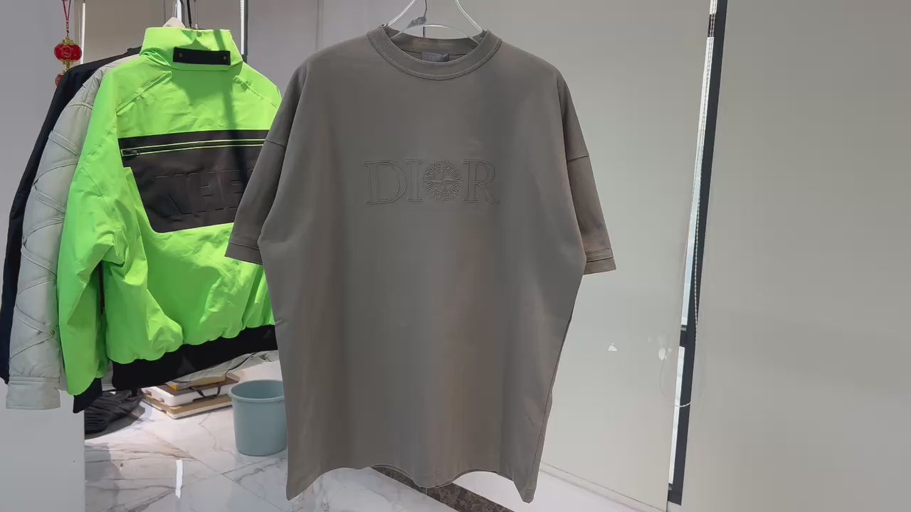 T-shirt - Dior and Stone Island, coupe oversize