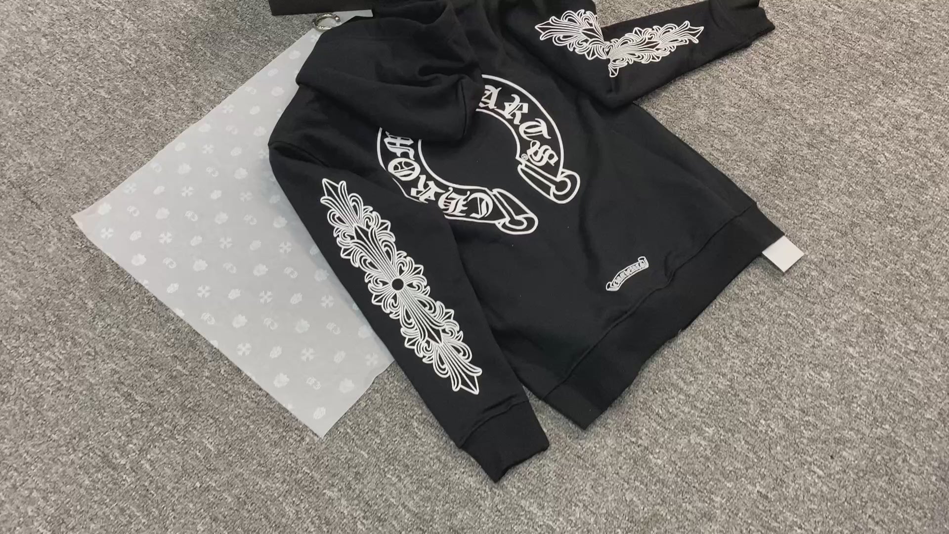 Sweatshirt capuche manche longue Noir blanc motif Chrome Hearts Hoodie avec fermeture